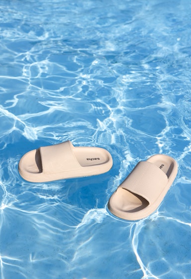 Pool slides